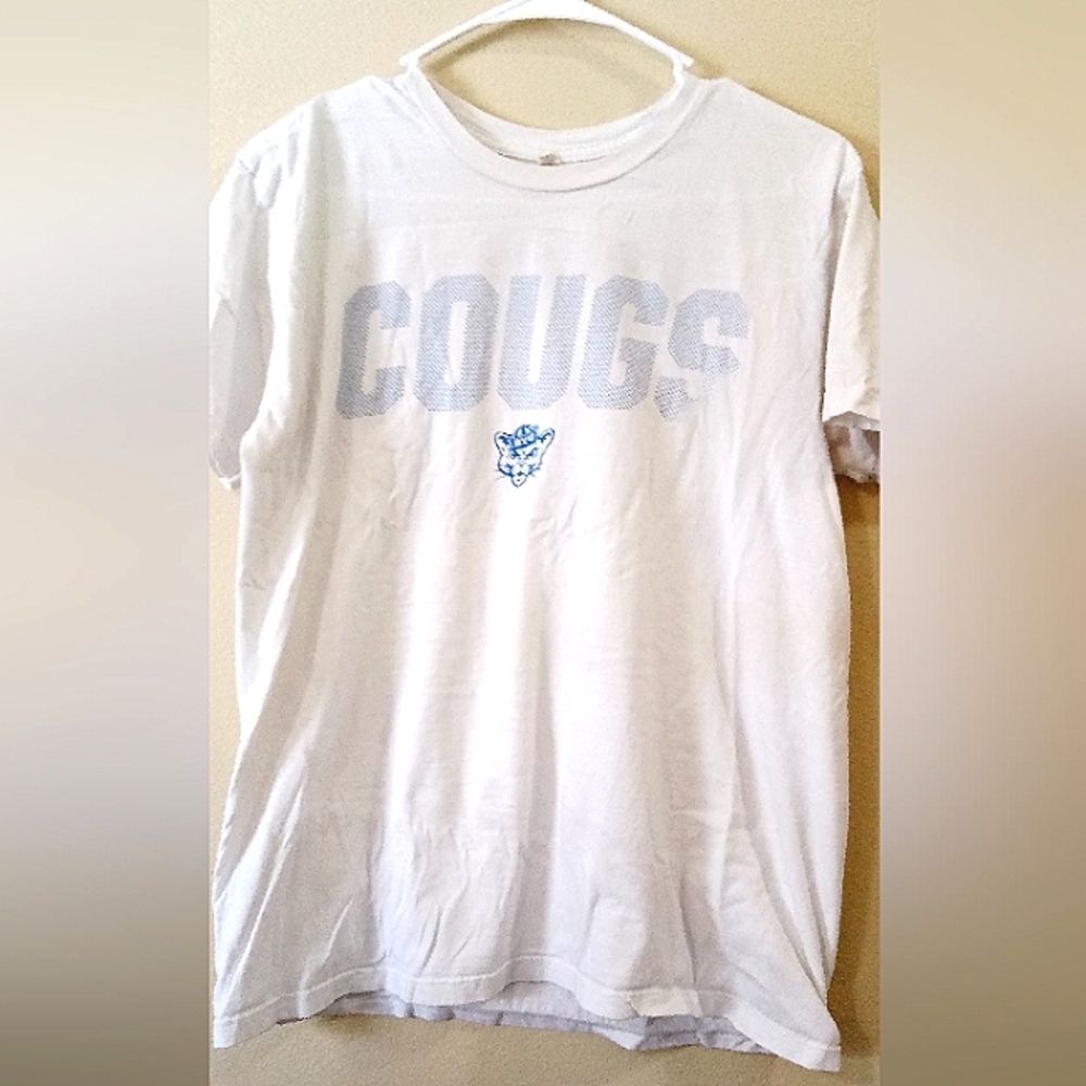 Graphic tee